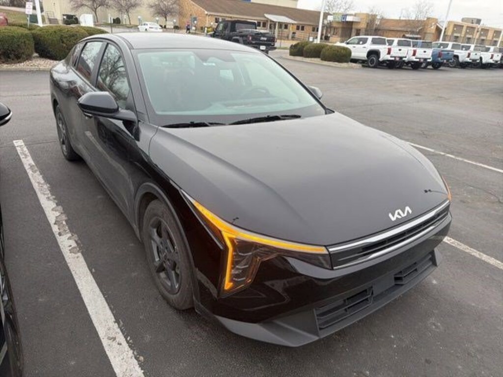 Used 2025 Kia K4 LXS Sedan