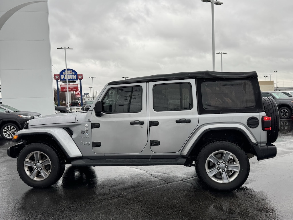 Used 2018 Jeep Wrangler Unlimited Sahara 4x4 SUV