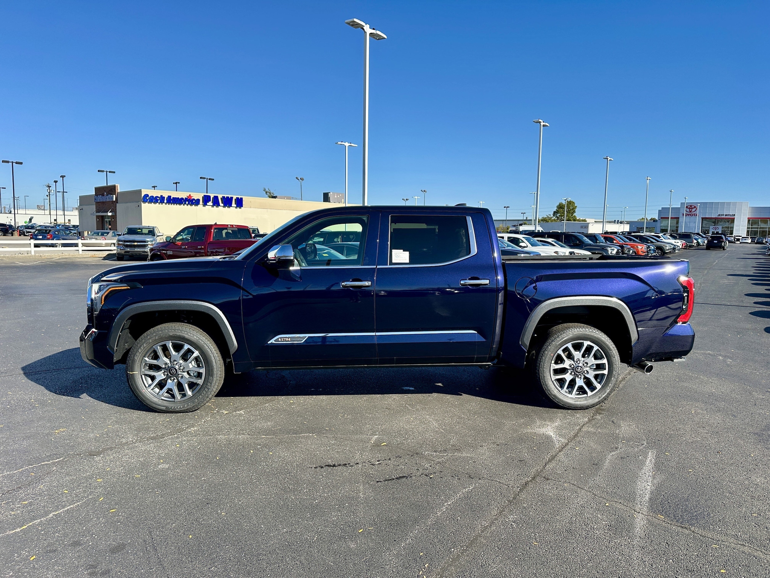 2026 Toyota Tundra 1794 Edition - Photo 18