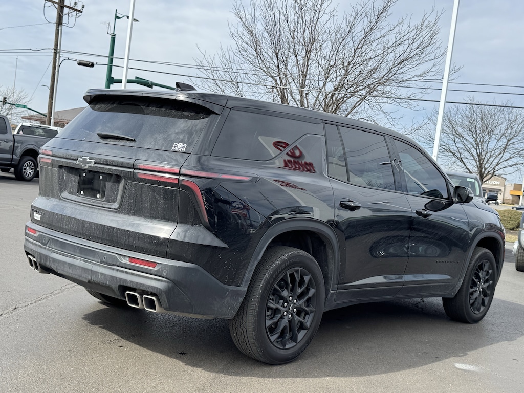 Used 2024 Chevrolet Traverse LS w/1LS SUV