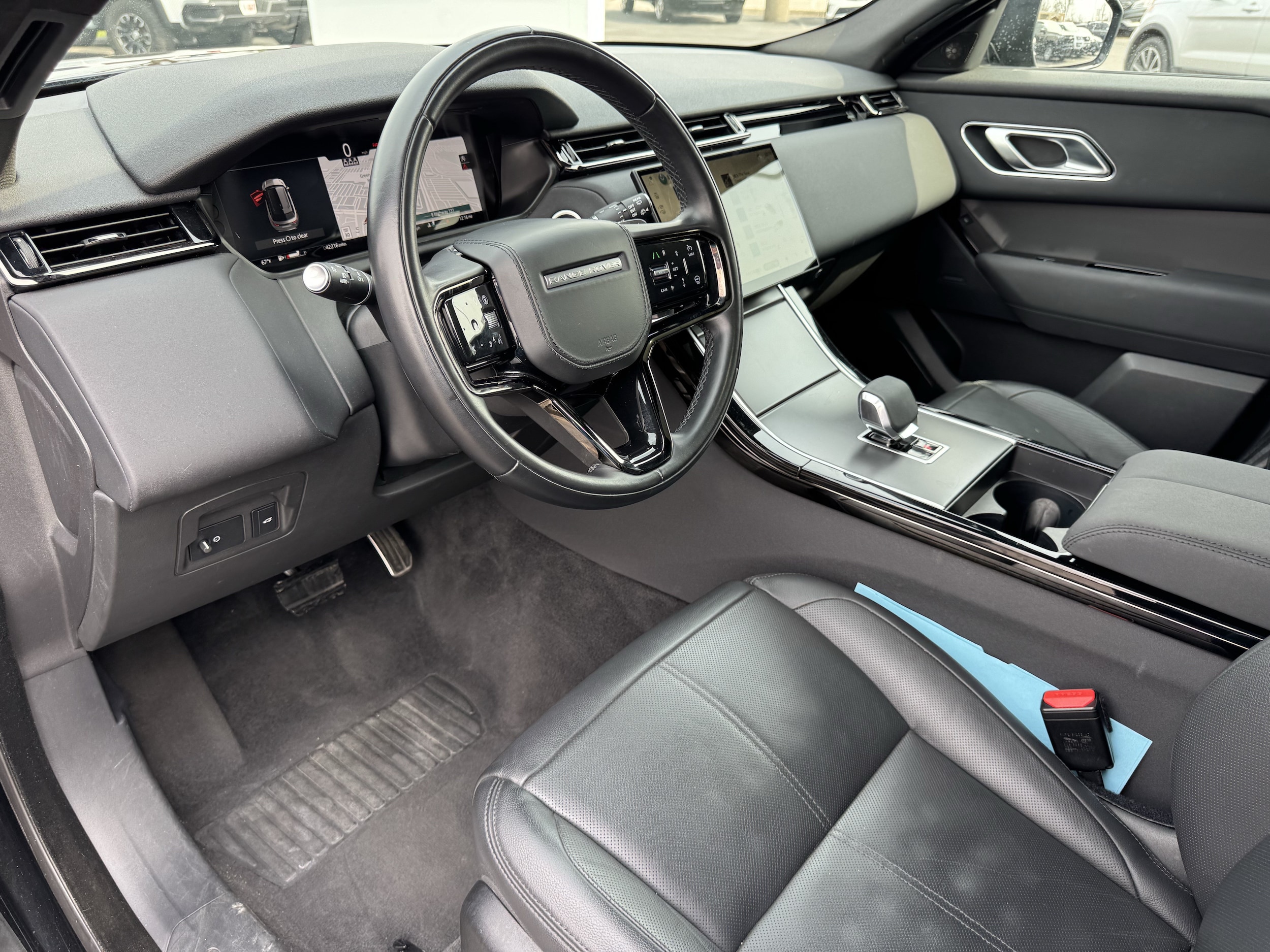 2025 Land Rover Range Rover Velar Dynamic SE - Photo 30
