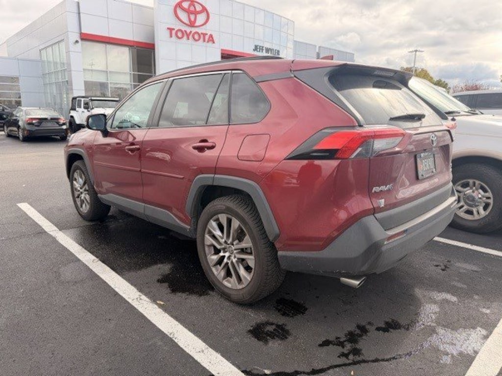 Used 2021 Toyota RAV4 XLE Premium SUV
