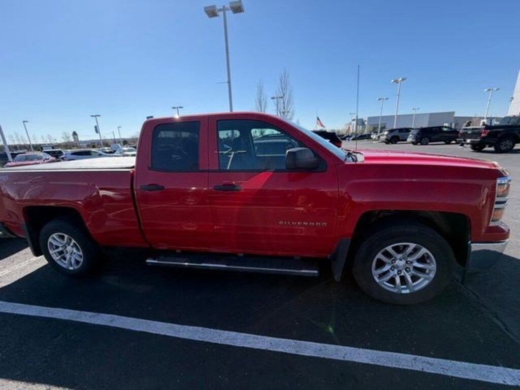 Used 2014 Chevrolet Silverado 1500 4WD Double Cab 143.5 LT w/1LT Truck Double Cab