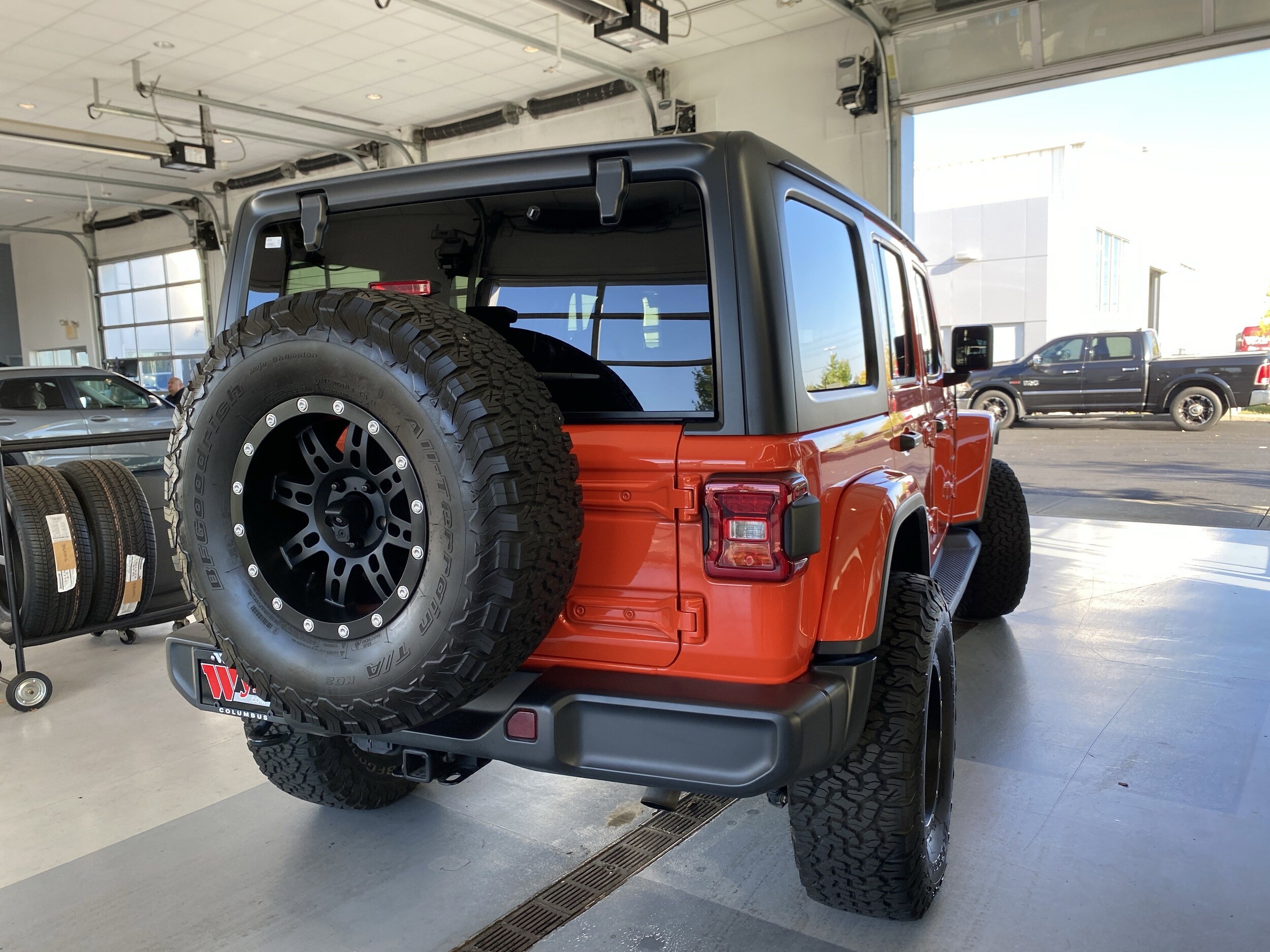 2019 Jeep Wrangler Unlimited Sahara photo 4