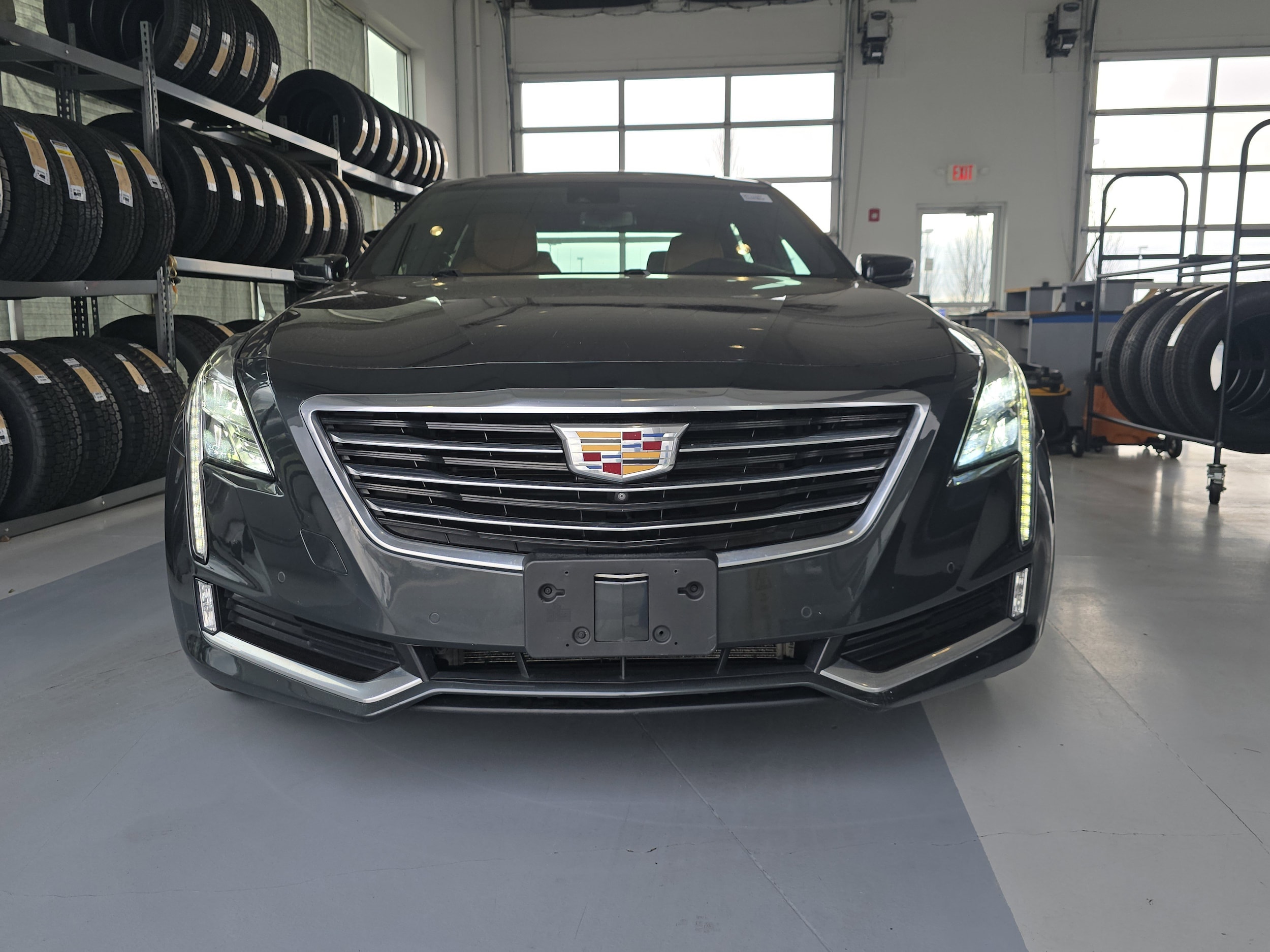 Used 2016 Cadillac CT6 Luxury with VIN 1G6KD5RS8GU165573 for sale in Canal Winchester, OH