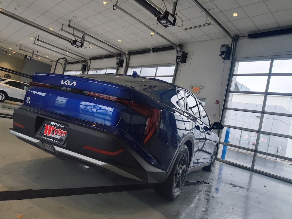 Used 2025 Kia K4 LXS FWD Sedan