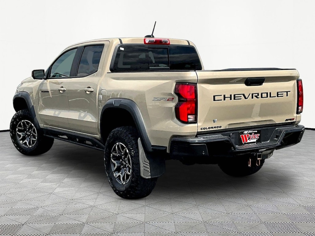 Used 2024 Chevrolet Colorado 4WD Crew Cab ZR2 Truck Crew Cab