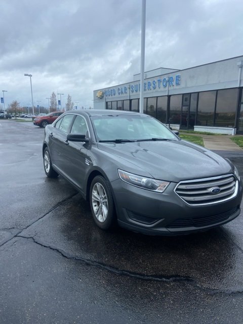 Used 2015 Ford Taurus SE with VIN 1FAHP2D8XFG149225 for sale in Canal Winchester, OH