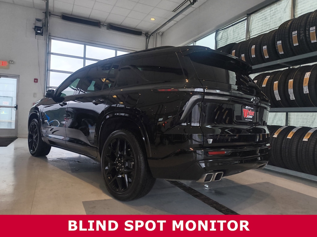 Used 2026 Chevrolet Traverse AWD 4dr RS w/2RS SUV
