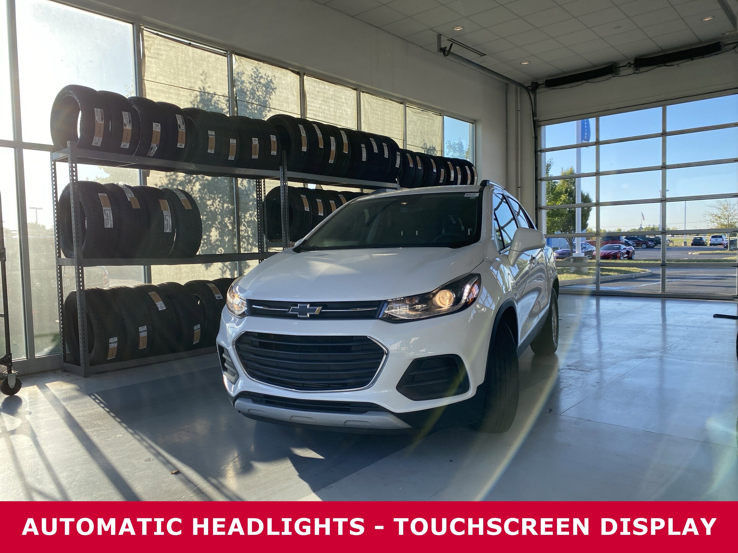 2020 Chevrolet Trax LT photo 2