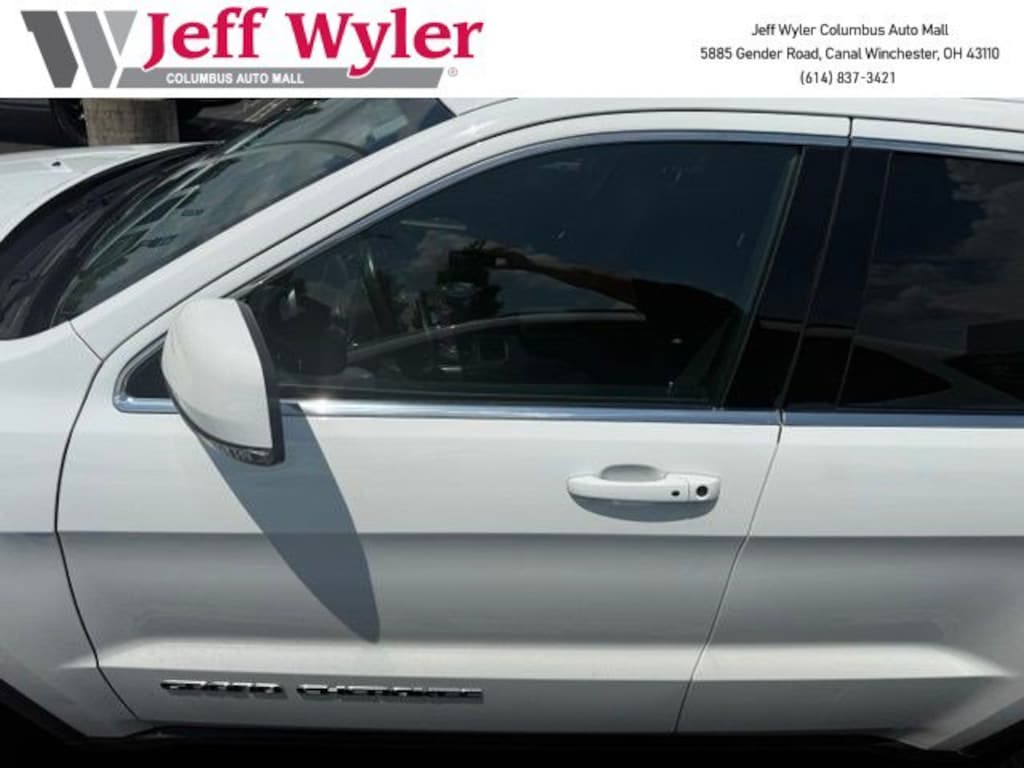 Used 2020 Jeep Grand Cherokee Laredo E 4x4 SUV