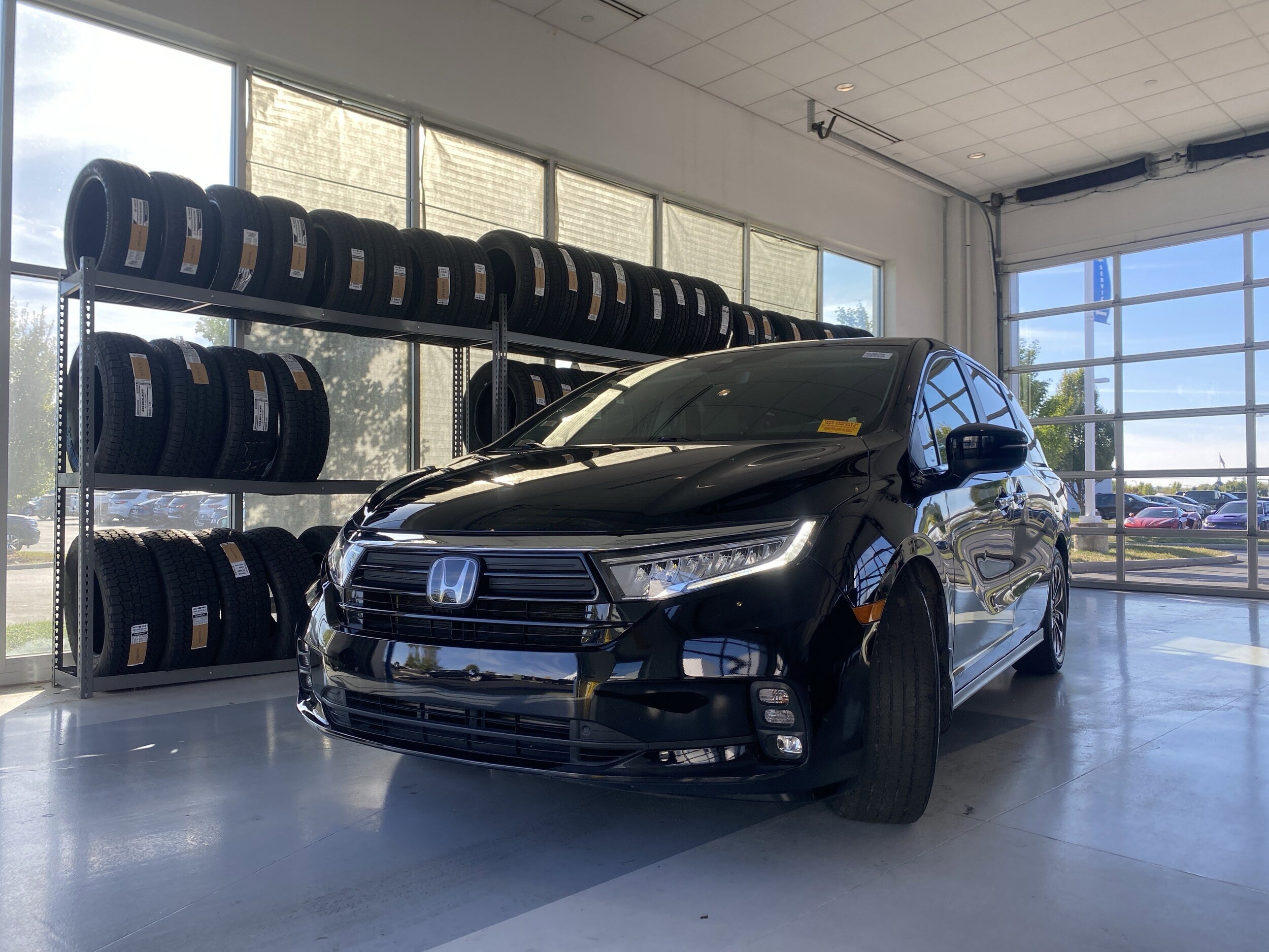 2022 Honda Odyssey EX-L photo 2