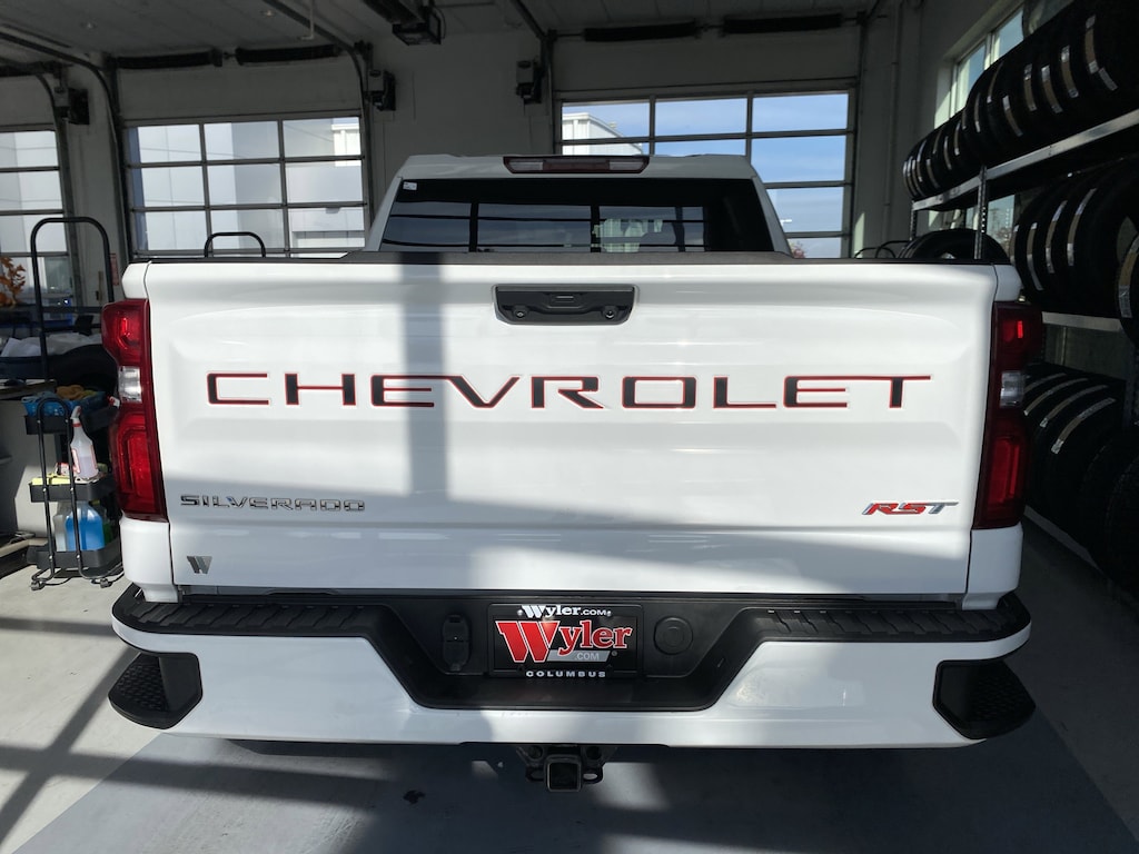 Used 2022 Chevrolet Silverado 1500 4WD Crew Cab 147 RST Truck Crew Cab