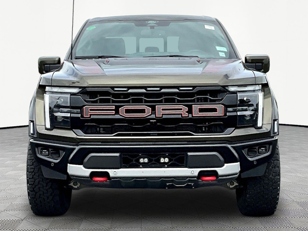 Used 2025 Ford F-150 Raptor 4WD SuperCrew 5.5 Box Truck SuperCrew Cab