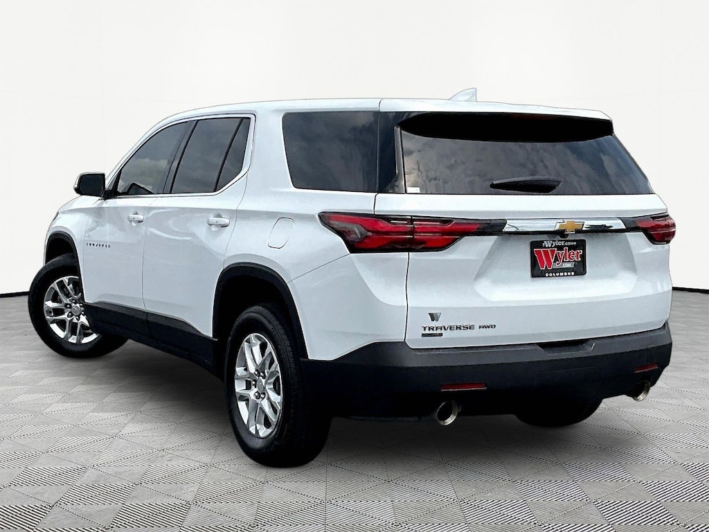 Used 2024 Chevrolet Traverse Limited AWD 4dr LS w/1LS SUV