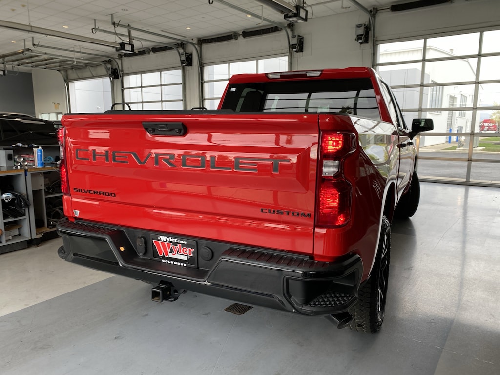 Used 2025 Chevrolet Silverado 1500 4WD Crew Cab 147 Custom Trail Boss Truck Crew Cab