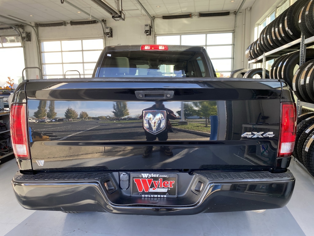 Used 2018 Ram 1500 Express 4x4 Crew Cab 57 Box Truck Crew Cab