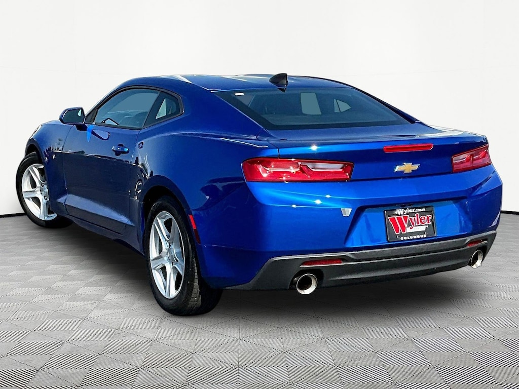 Used 2016 Chevrolet Camaro 2dr Cpe 1LT Coupe