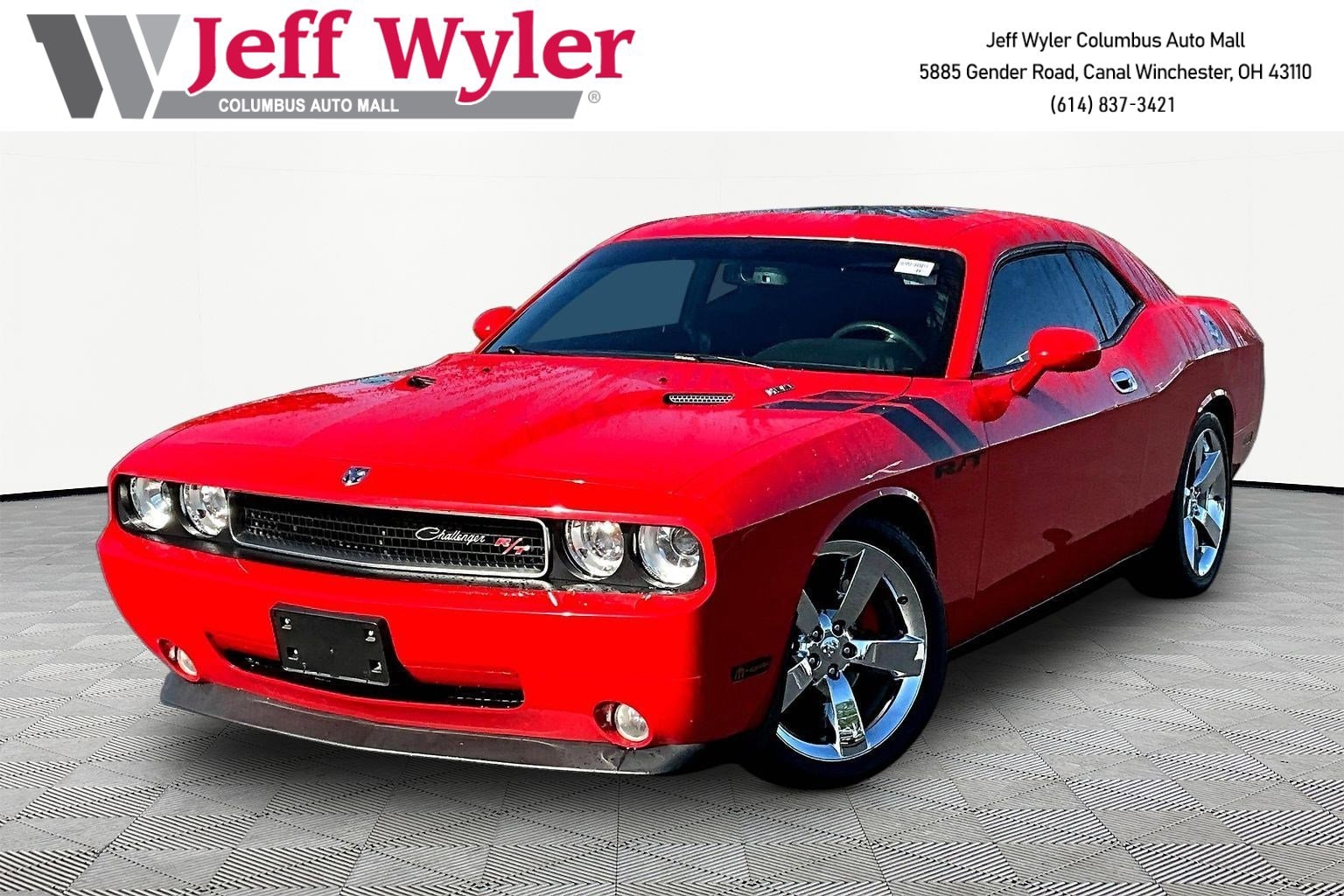 2010 Dodge Challenger R/T's photo