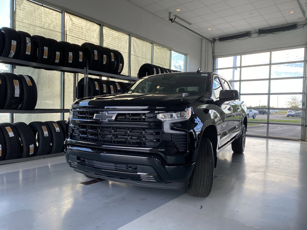 Used 2025 Chevrolet Silverado 1500 4WD Crew Cab 147 RST Truck Crew Cab