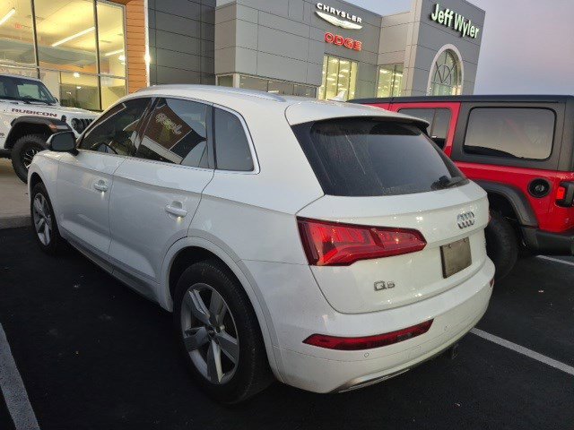 2018 Audi Q5 2.0T Premium Plus photo 4