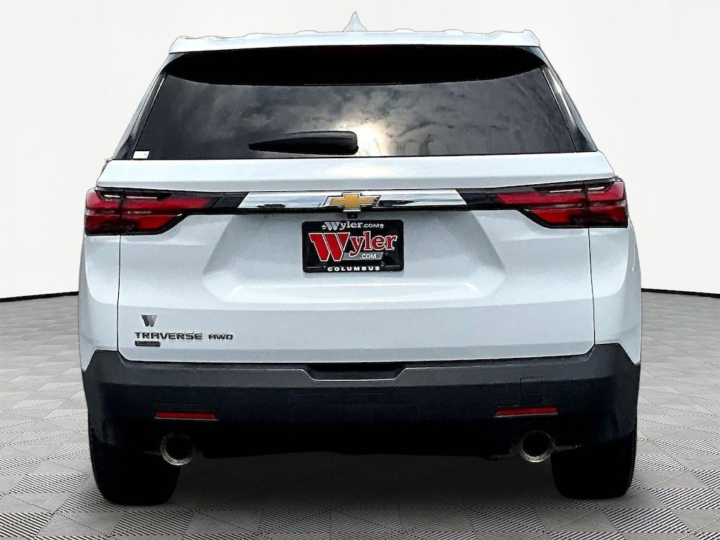 Used 2024 Chevrolet Traverse Limited AWD 4dr LS w/1LS SUV