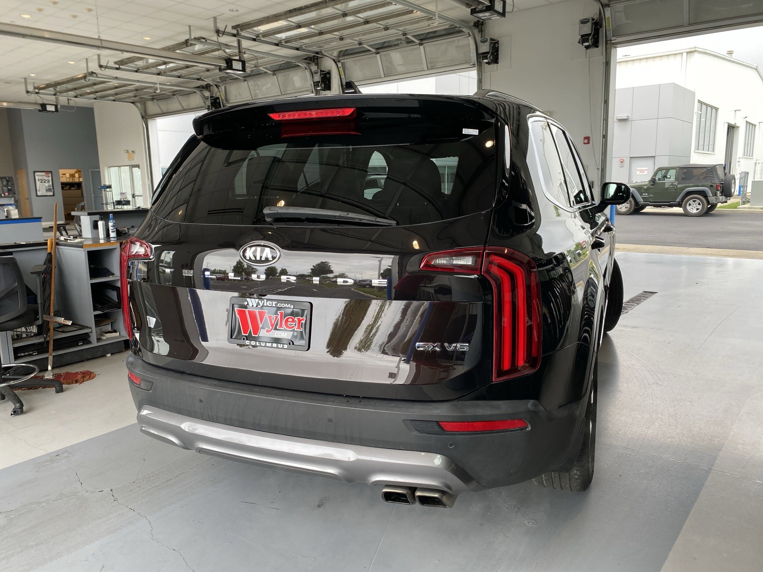 2021 Kia Telluride EX photo 4