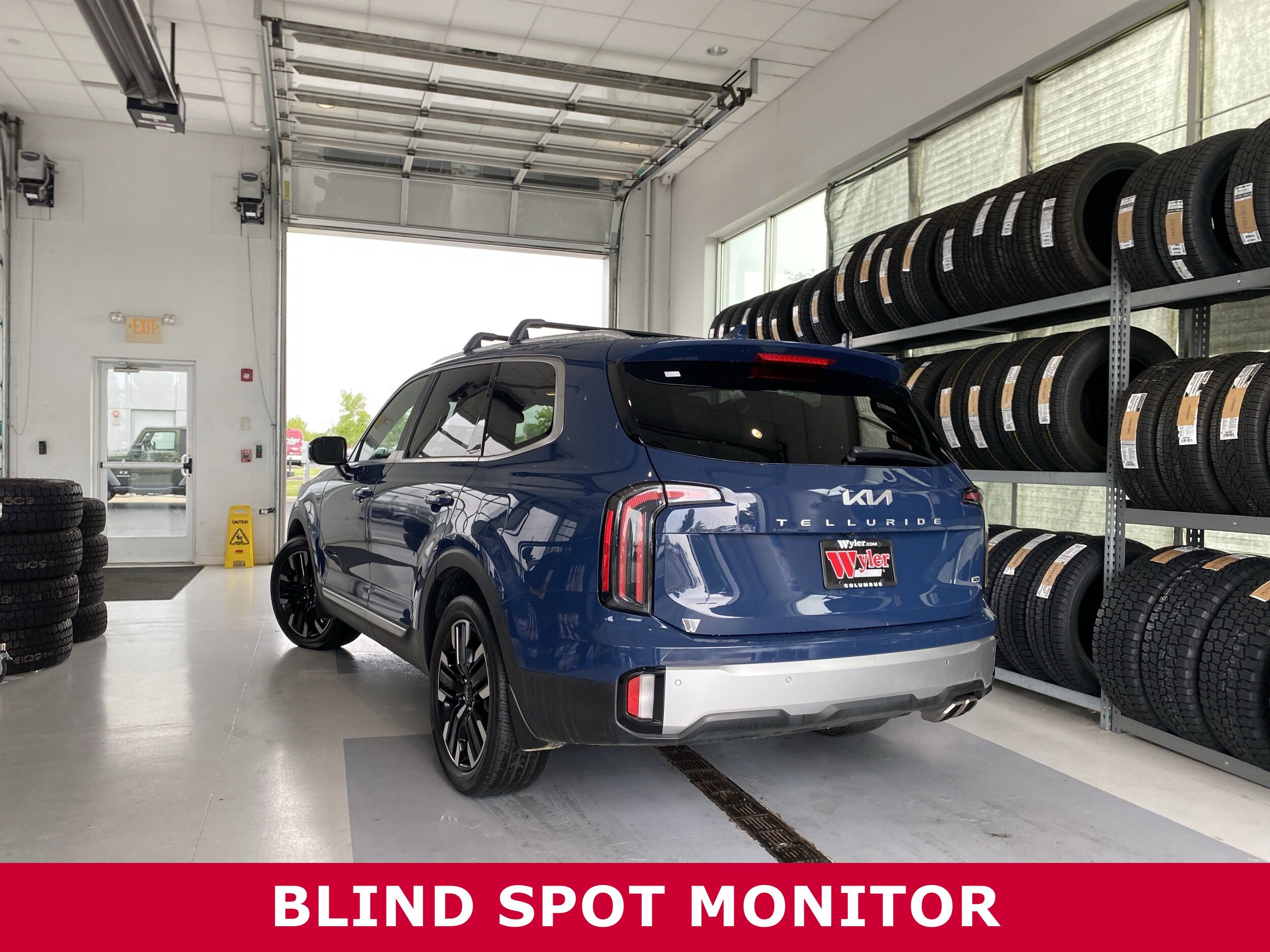 2023 Kia Telluride SX photo 2