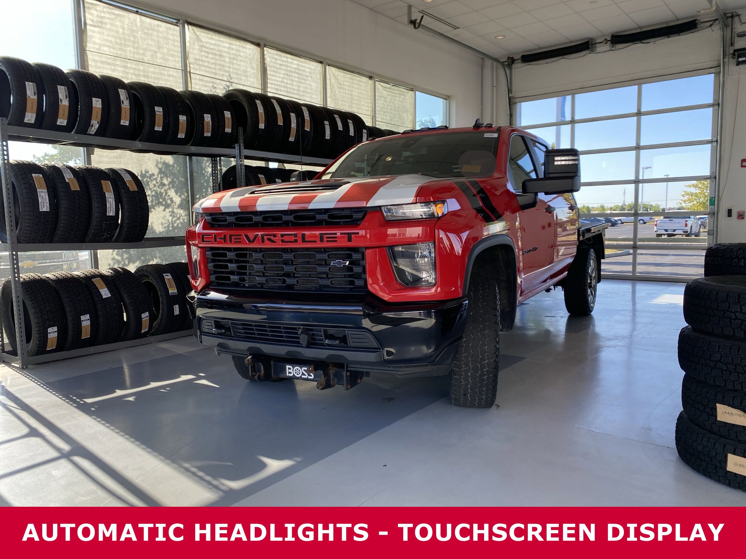 2021 Chevrolet Silverado 2500HD Custom photo 2