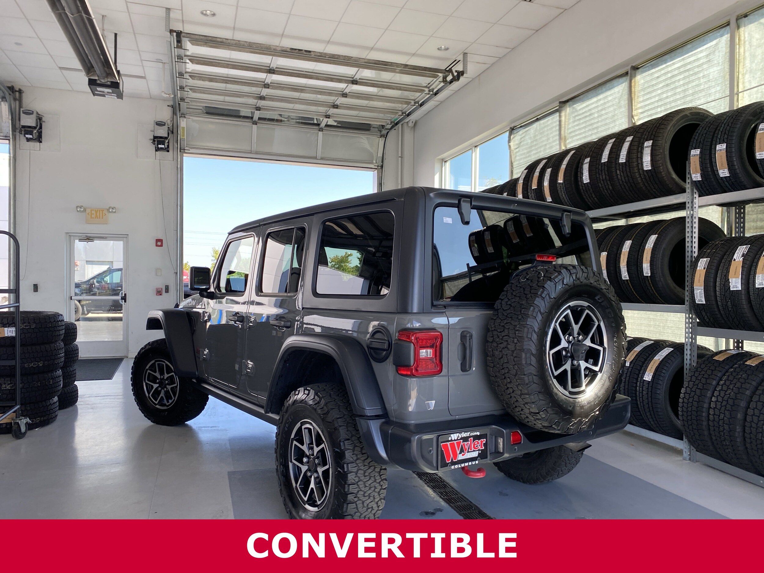 2020 Jeep Wrangler Unlimited Rubicon photo 2