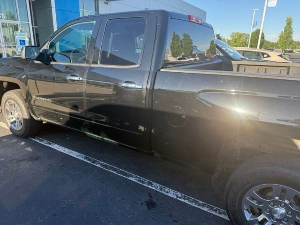 Used 2019 Chevrolet Silverado 1500 LD 4WD Double Cab LT w/1LT Truck Double Cab