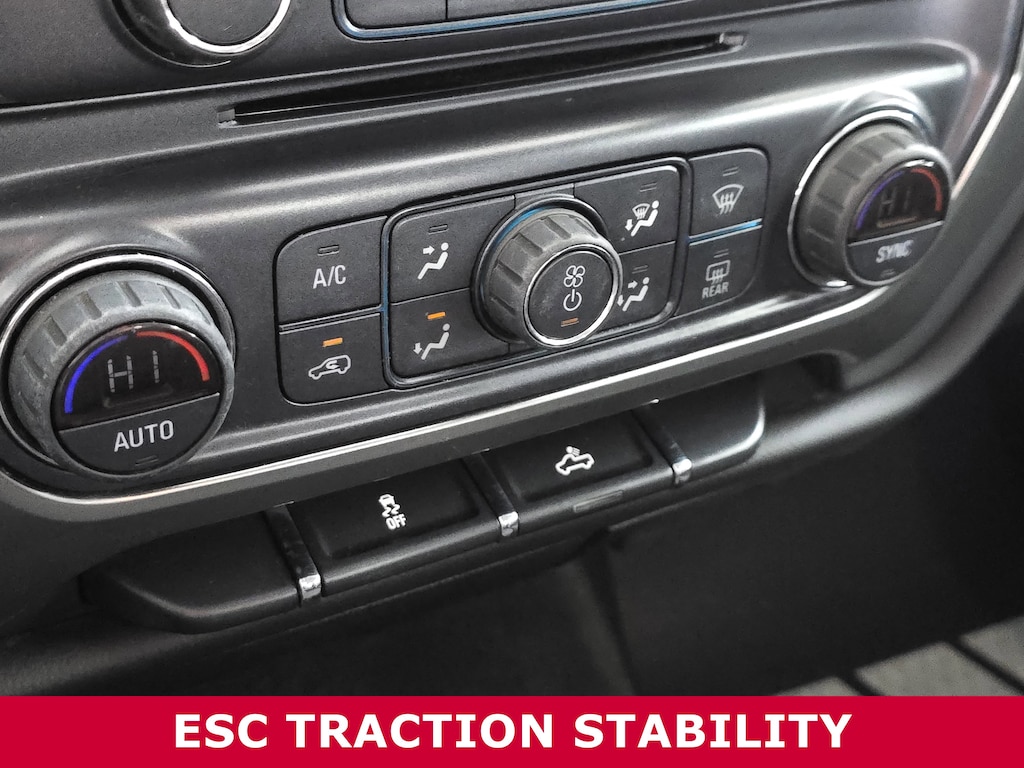 Used 2018 Chevrolet Silverado 1500 4WD Double Cab 143.5 LT w/1LT Truck Double Cab