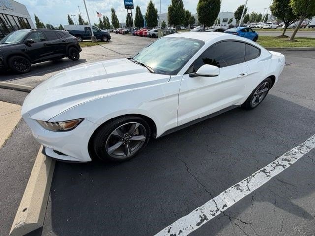 Used 2015 Ford Mustang V6 with VIN 1FA6P8AM0F5317672 for sale in Canal Winchester, OH
