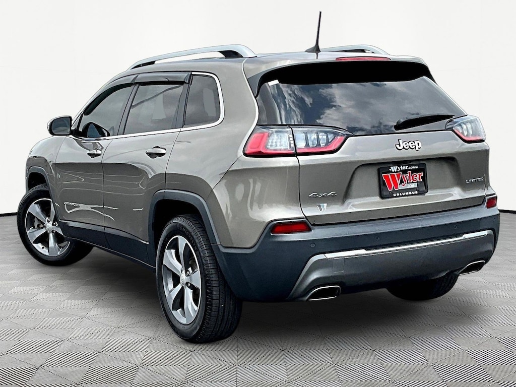 Used 2019 Jeep Cherokee Limited 4x4 SUV