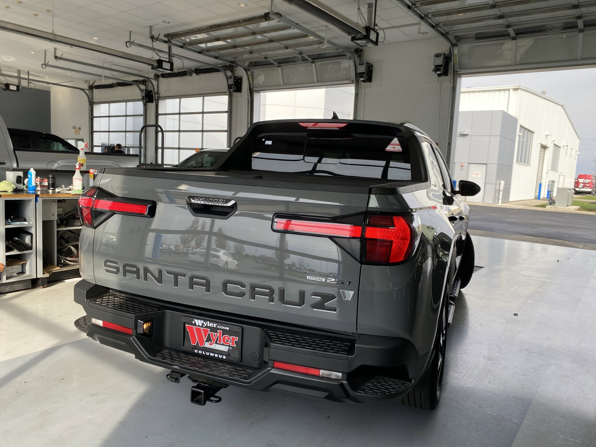 2024 Hyundai Santa Cruz Night photo 4