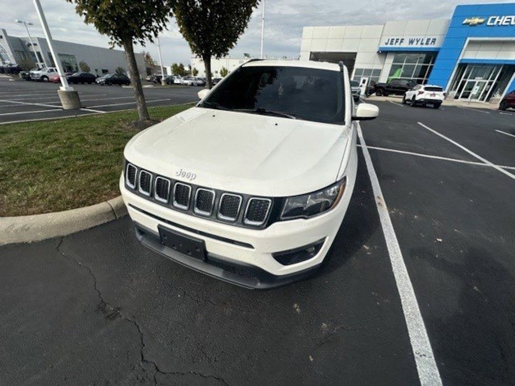 Used 2019 Jeep Compass Latitude 4x4 SUV