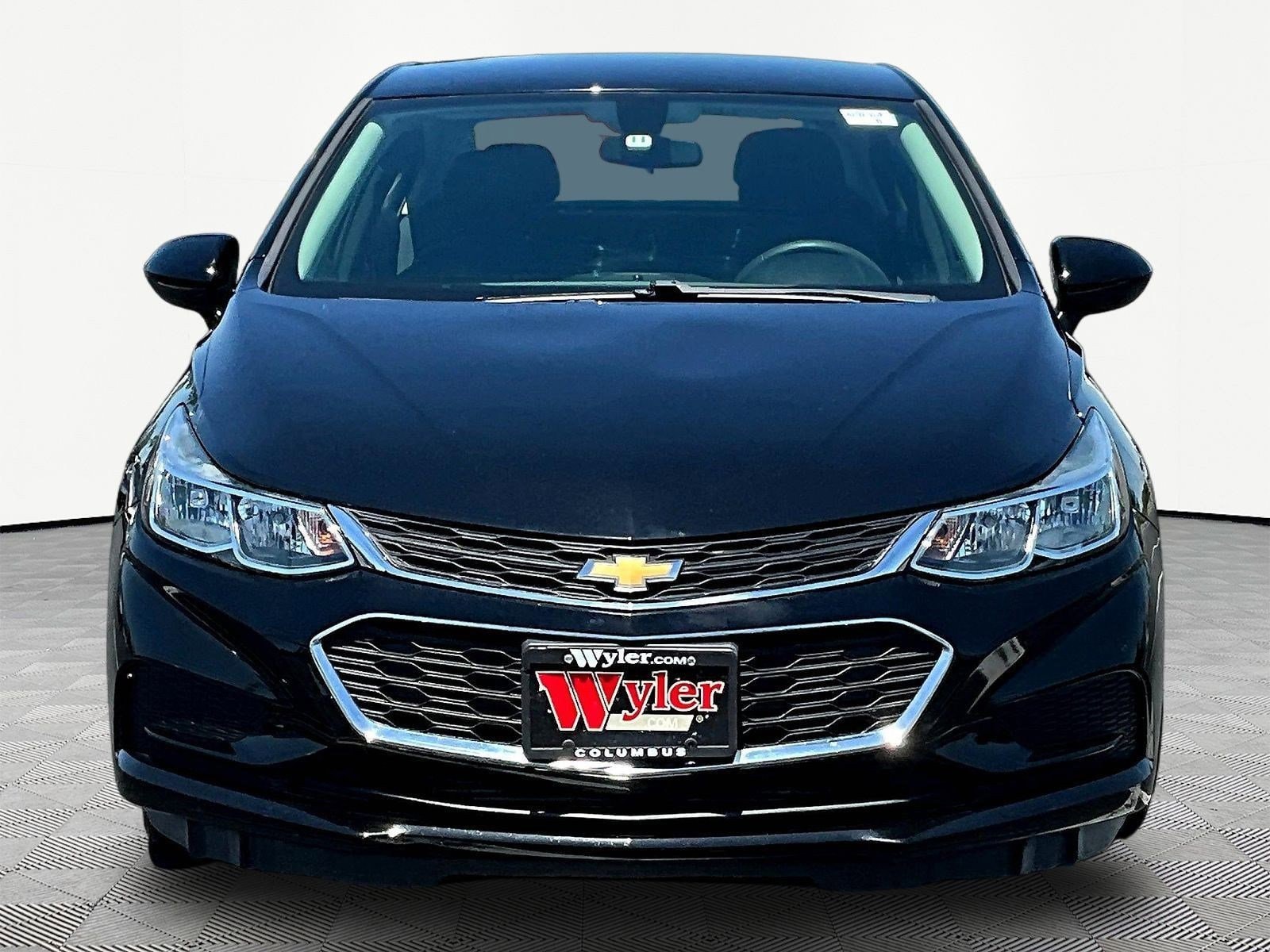 Used 2018 Chevrolet Cruze LS with VIN 1G1BC5SMXJ7227937 for sale in Canal Winchester, OH