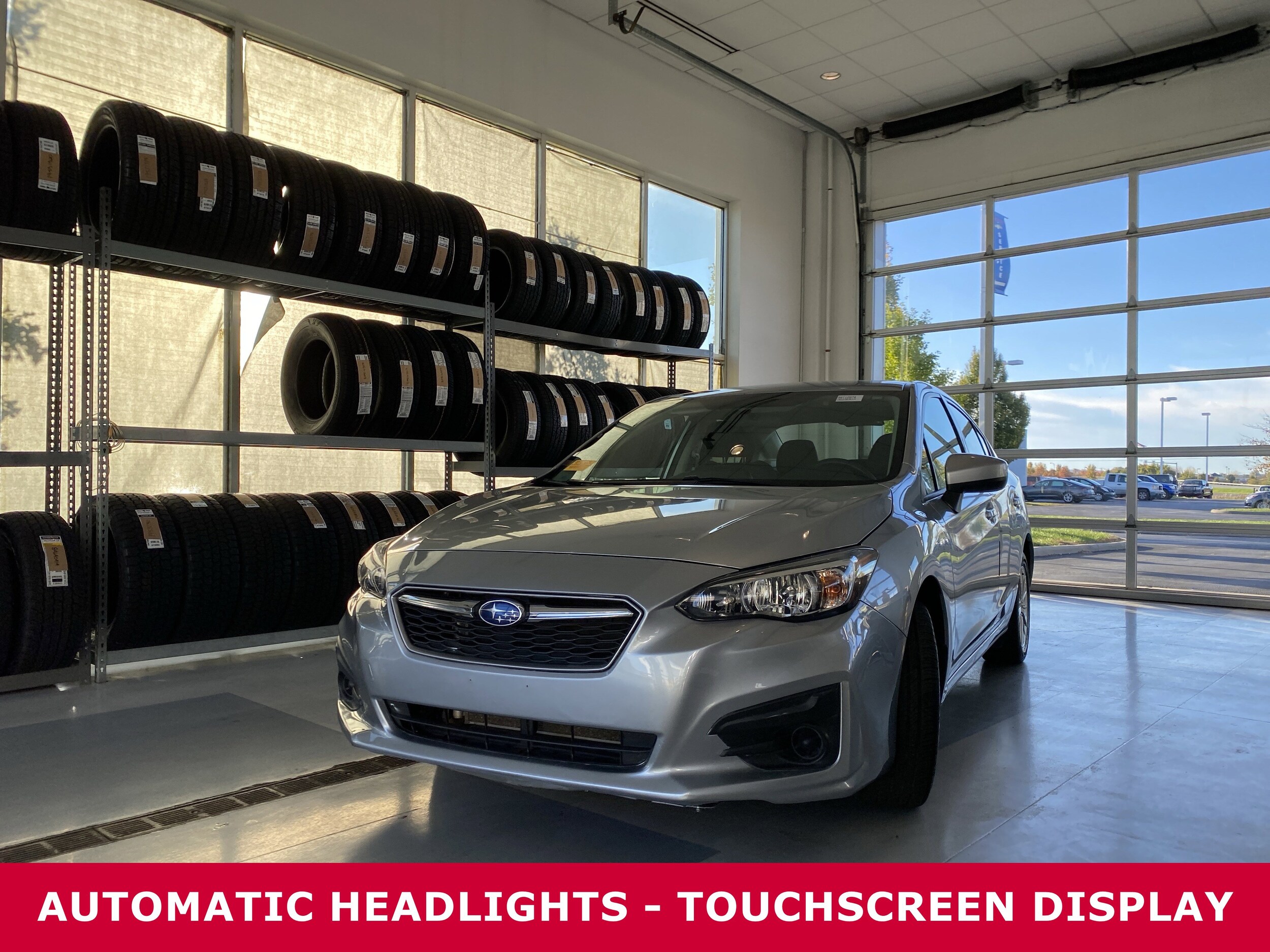 2017 Subaru Impreza 2.0i Premium photo 2