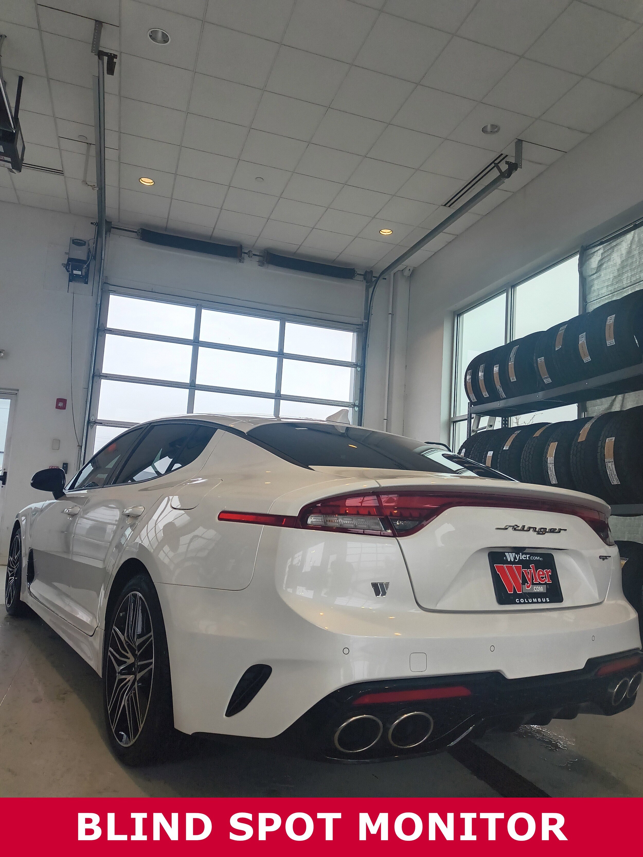2022 Kia Stinger GT1 photo 4