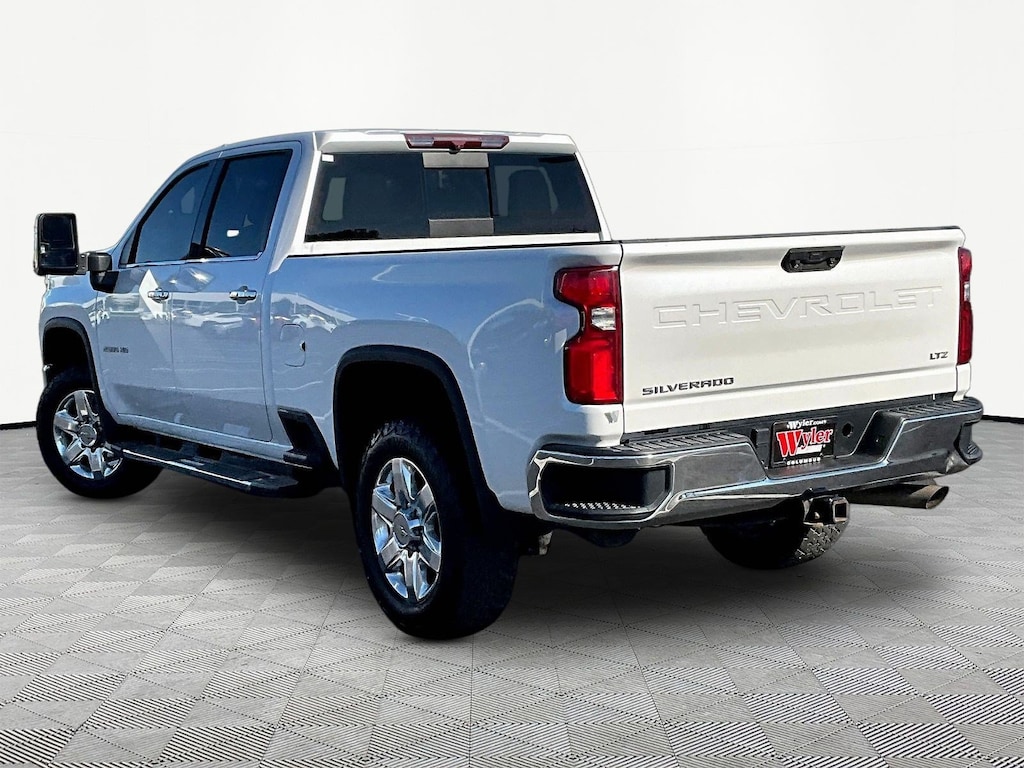 Used 2022 Chevrolet Silverado 2500HD 4WD Crew Cab 159 LTZ Truck Crew Cab