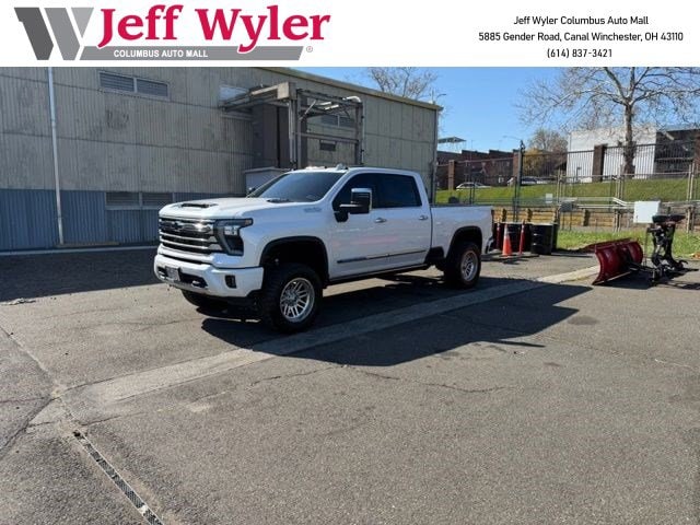 2024 Chevrolet Silverado HD High Country 4WD Crew Cab Long Box SRW's photo
