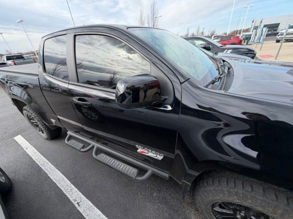 Used 2016 Chevrolet Colorado 4WD Ext Cab 128.3 Z71 Truck Extended Cab