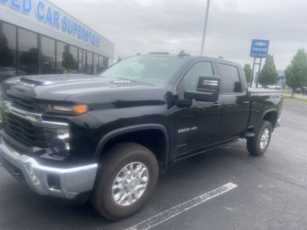 Used 2024 Chevrolet Silverado 3500HD 4WD Crew Cab 159 LT Truck Crew Cab