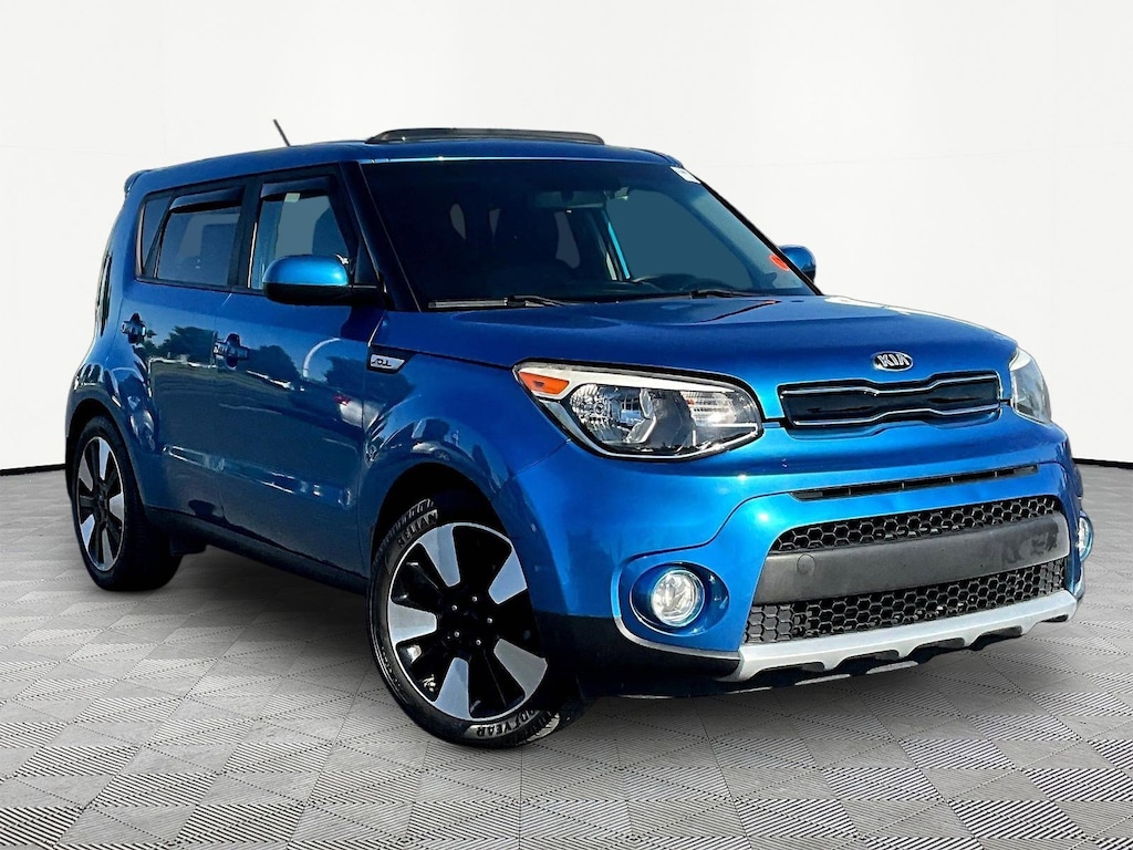 Used 2018 Kia Soul + Auto Hatchback
