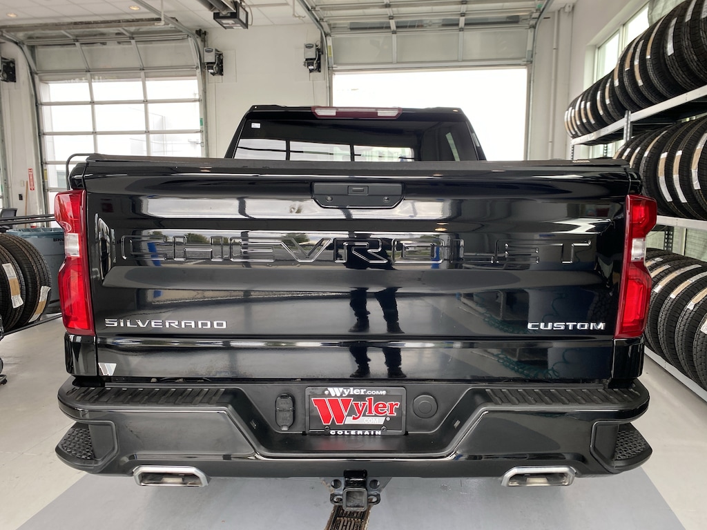 Used 2021 Chevrolet Silverado 1500 4WD Crew Cab 147 Custom Trail Boss Truck Crew Cab