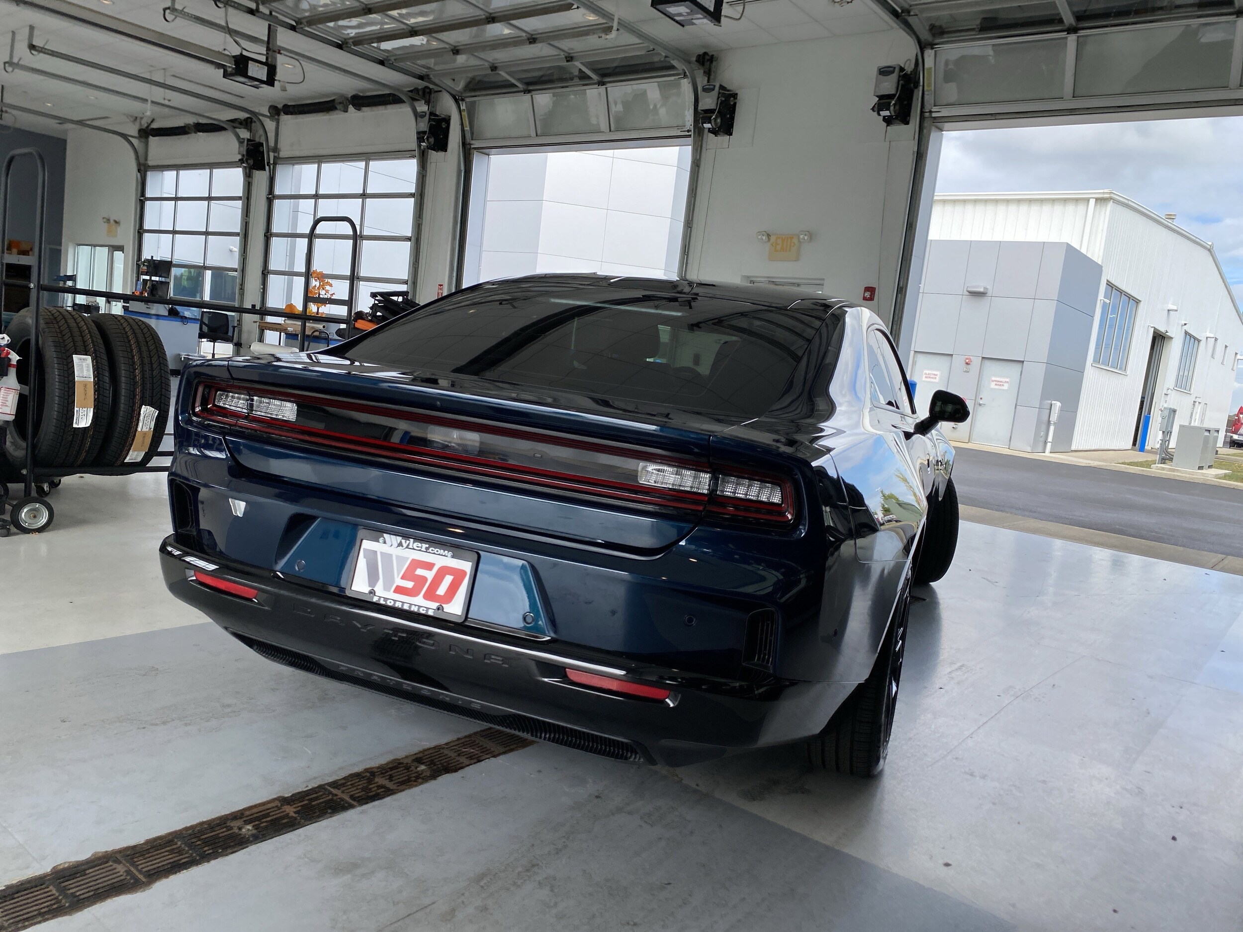 2025 Dodge Charger Daytona R/T AWD photo 3