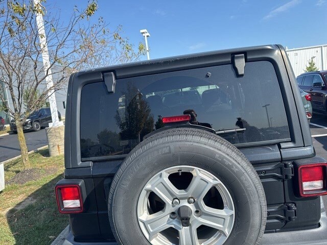 2018 Jeep Wrangler Unlimited Sport S photo 4