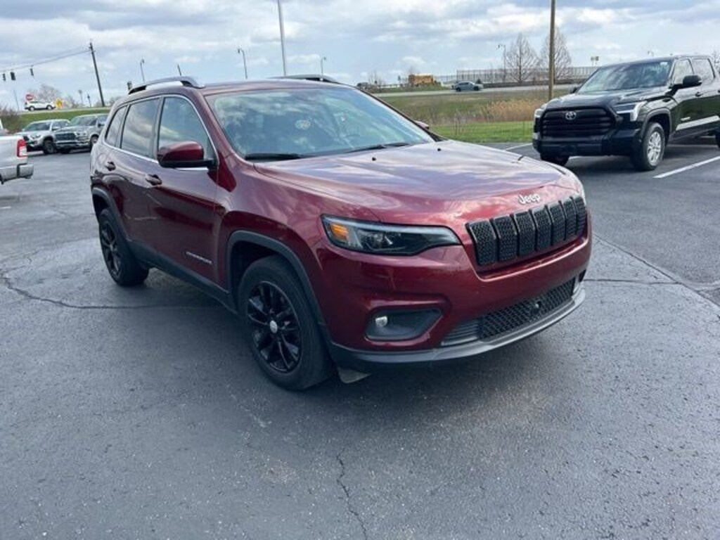 Used 2021 Jeep Cherokee Latitude Lux FWD SUV
