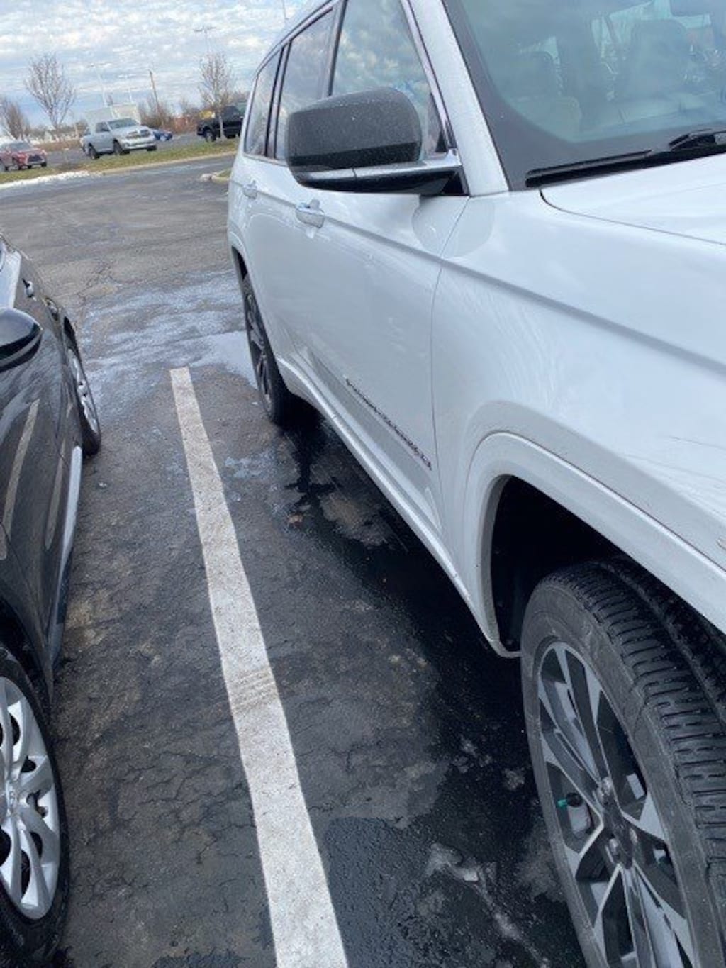 Used 2023 Jeep Grand Cherokee L Overland 4x4 SUV