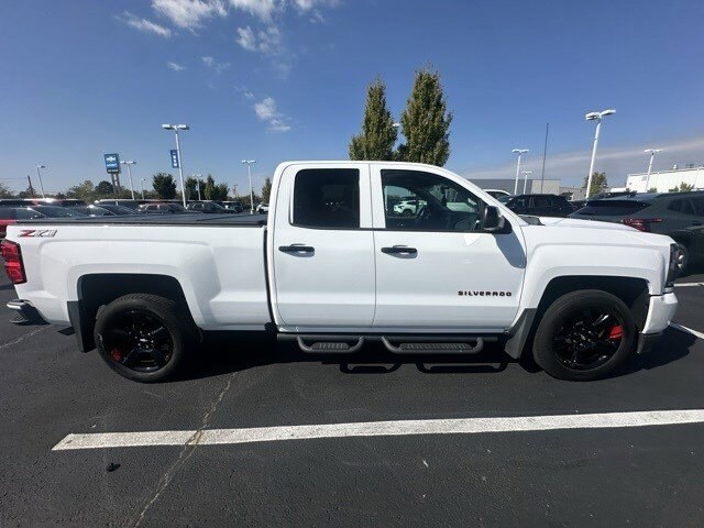 2018 Chevrolet Silverado 1500 photo 4